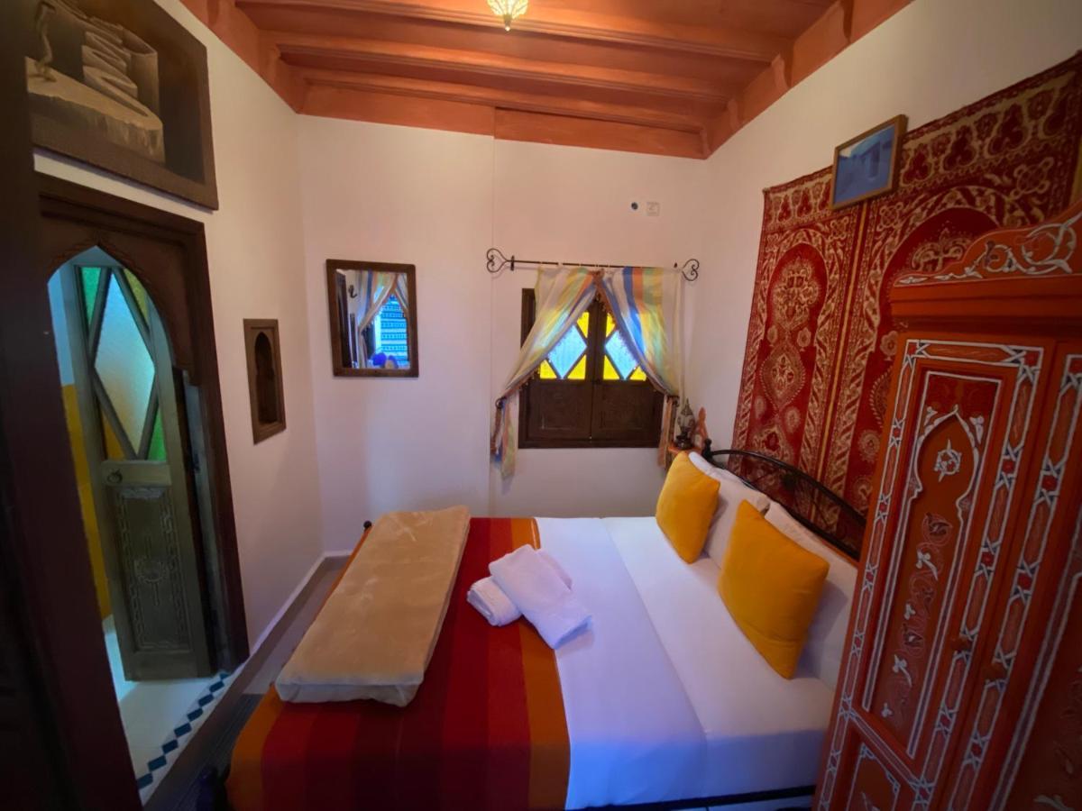 Dar Essaouyry Bed & Breakfast Chefchaouen Bagian luar foto